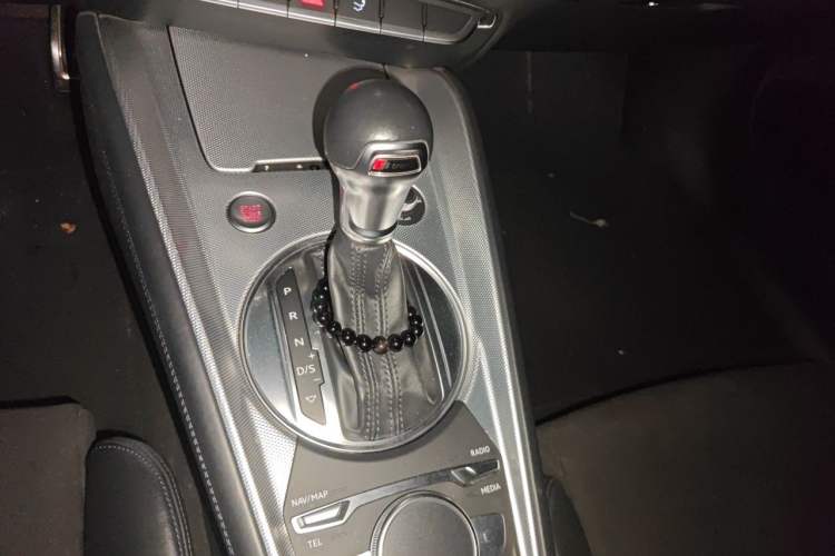 Used Audi TT 2017 TT Coupe 45 TFSI Gear Lever
