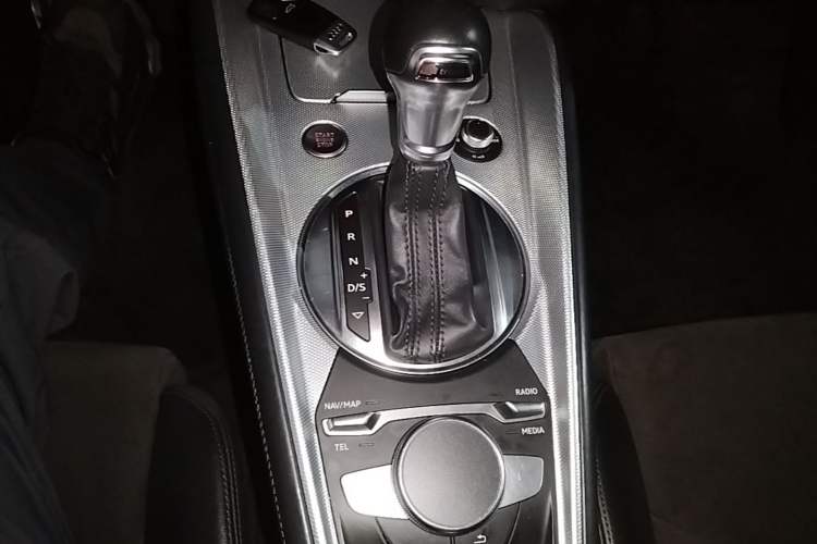 Used Audi TT 2017 TT Coupe 45 TFSI Gear Lever