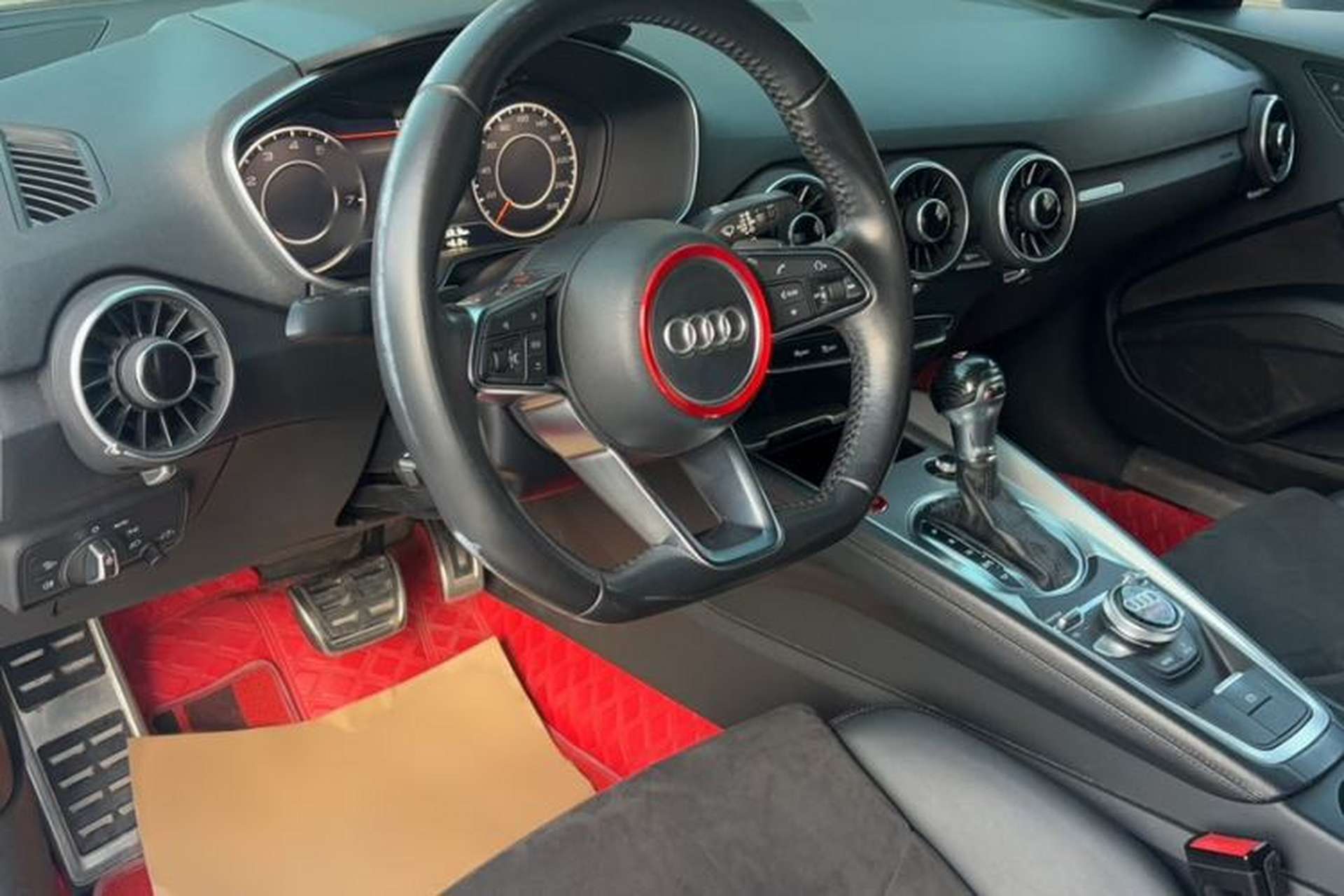 Used Audi TT 2017 TT Coupe 45 TFSI Interior 3