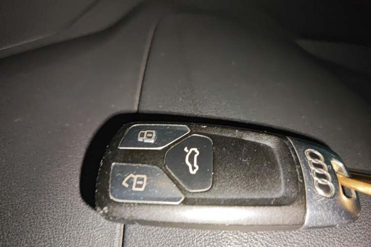 Used Audi TT 2017 TT Coupe 45 TFSI Vehicle Key