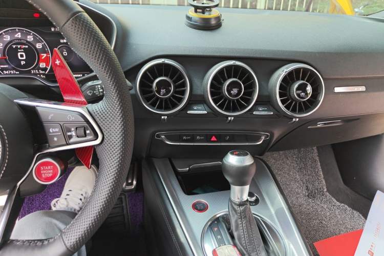 Used Audi TT 2017 TT Coupe 45 TFSI Audio And AC Panel