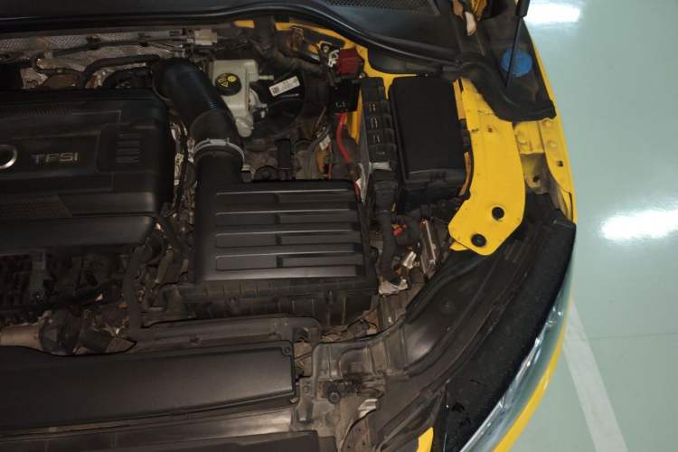 Used Audi TT 2017 TT Coupe 45 TFSI quattro Engine Bay Left
