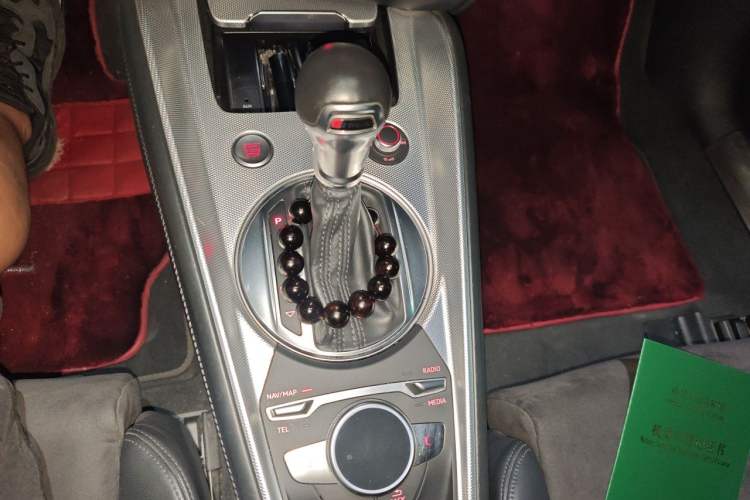 Used Audi TT 2017 TT Coupe 45 TFSI quattro Gear Lever