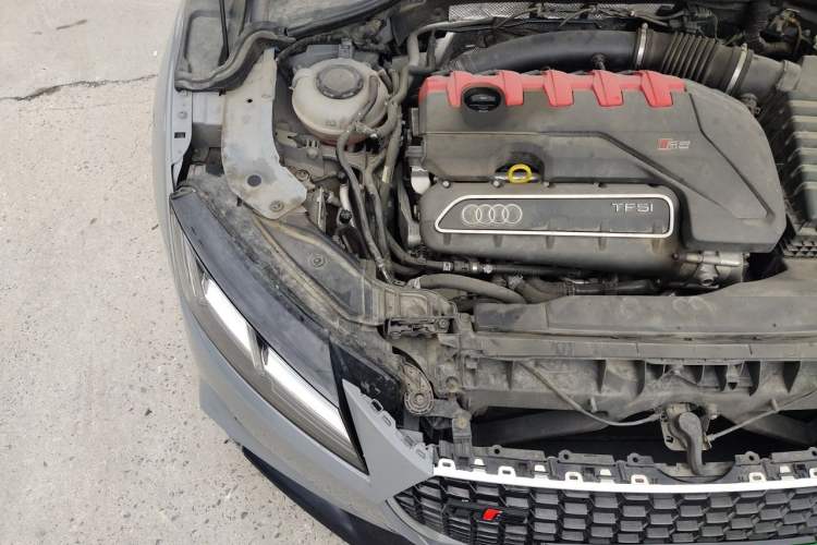 Used Audi TT RS 2017 TT RS 2.5T Coupe Engine Bay Right