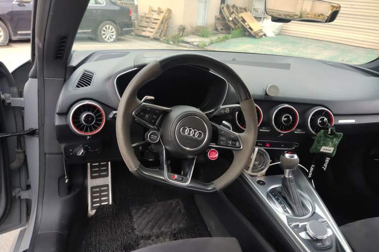 Used Audi TT RS 2017 TT RS 2.5T Coupe Steering Wheel
