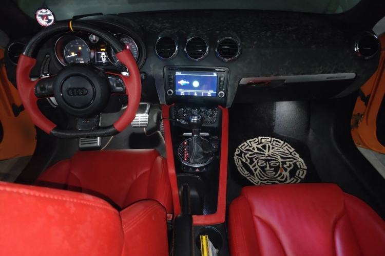 Used Audi TTS 2008 TTS Coupe 2.0TFSI quattro Center Console