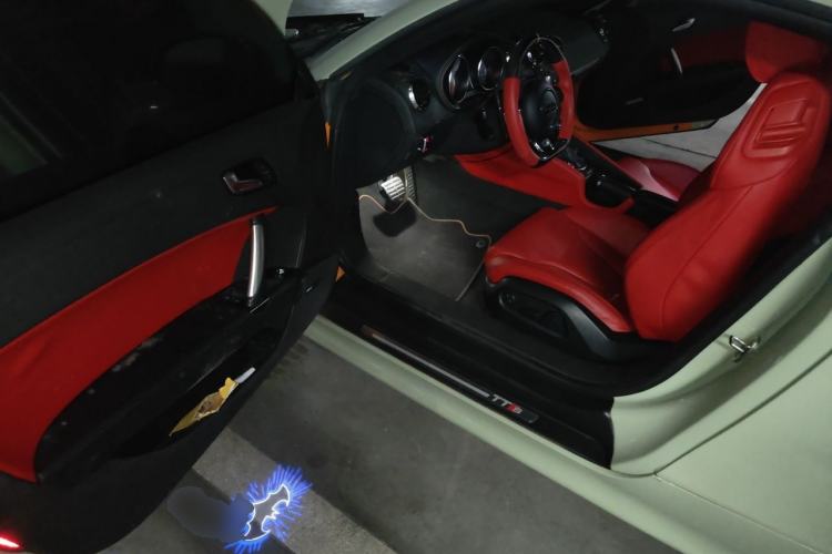 Used Audi TTS 2008 TTS Coupe 2.0TFSI quattro Driver Seat