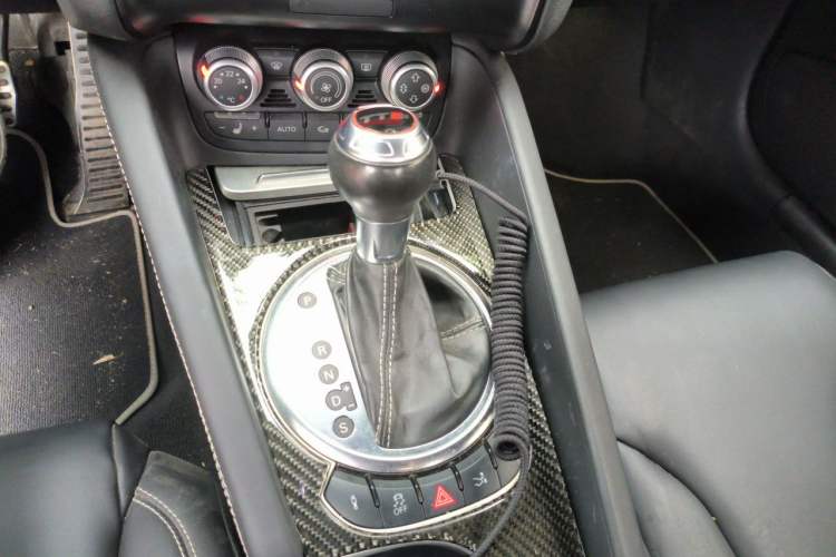 Used Audi TTS 2008 TTS Coupe 2.0TFSI quattro Gear Lever