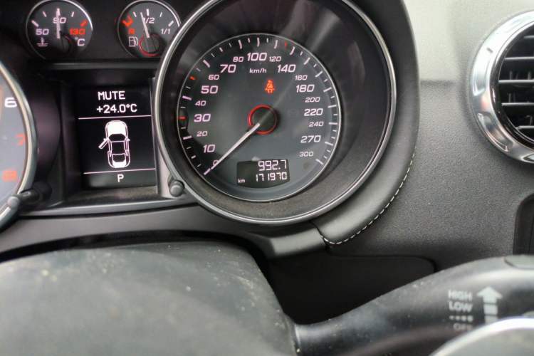 Used Audi TTS 2008 TTS Coupe 2.0TFSI quattro Odometer Close Up