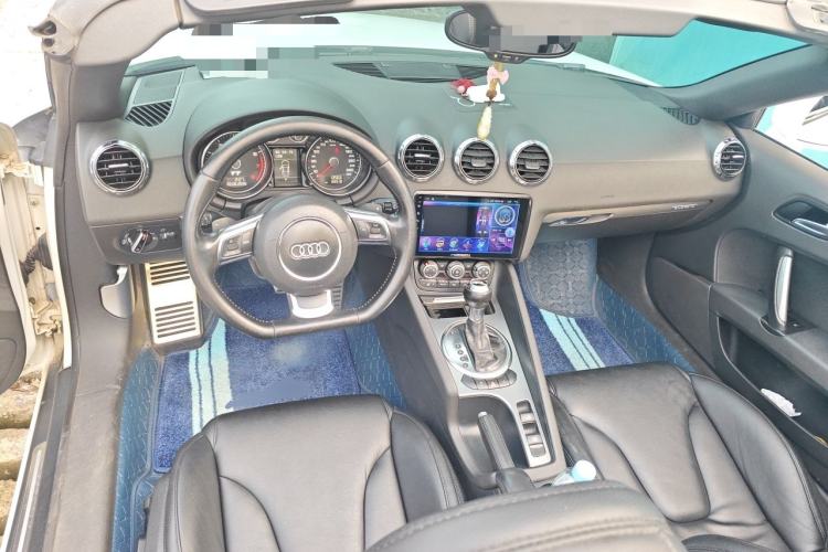 Used Audi TTS 2008 TTS Roadster 2.0TFSI quattro Center Console