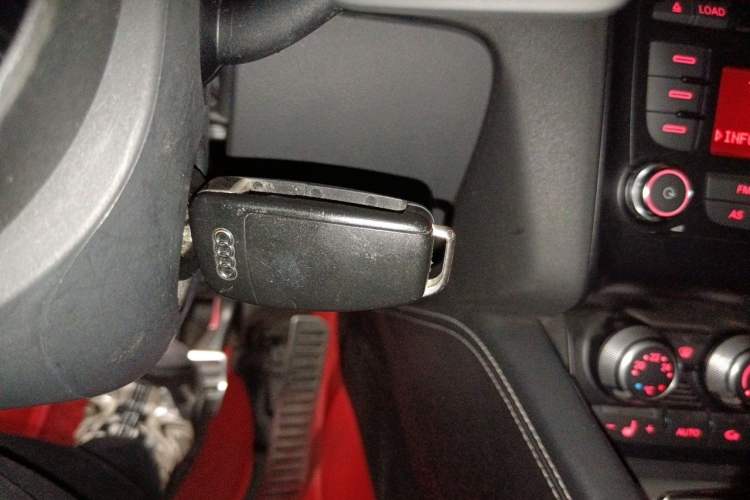 Used Audi TTS 2011 TTS Coupe 2.0TFSI quattro Vehicle Key