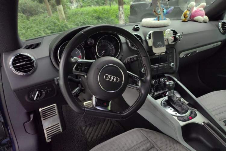 Used Audi TTS 2011 TTS Coupe 2.0TFSI quattro Steering Wheel