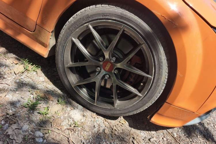 Used Audi TTS 2011 TTS Coupe 2.0TFSI quattro Right Front Wheel Hub
