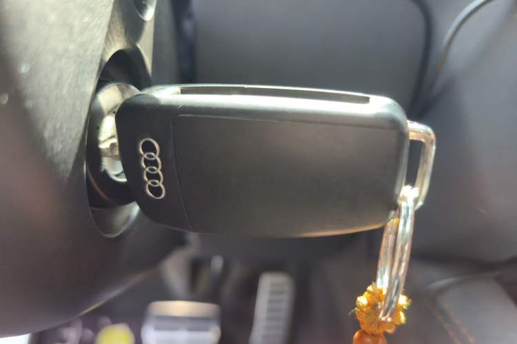 Used Audi TTS 2011 TTS Coupe 2.0TFSI quattro Vehicle Key