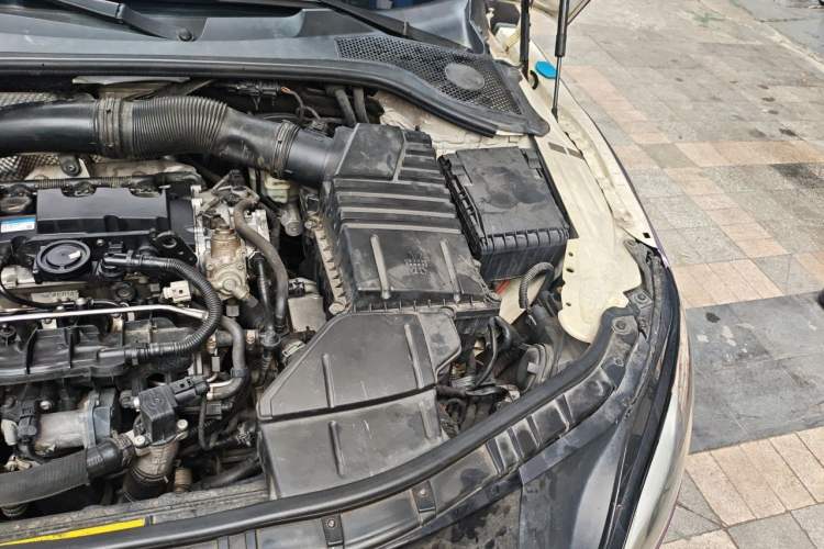 Used Audi TTS 2011 TTS Coupe 2.0TFSI quattro Engine Bay Left