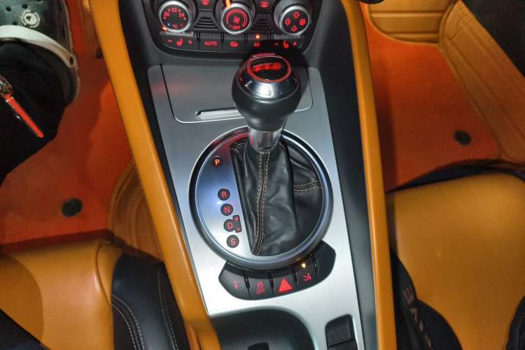 Used Audi TTS 2011 TTS Roadster 2.0TFSI quattro Gear Lever
