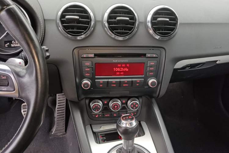 Used Audi TTS 2011 TTS Coupe 2.0TFSI quattro Audio And AC Panel