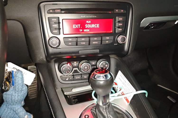 Used Audi TTS 2011 TTS Coupe 2.0TFSI quattro Audio And AC Panel