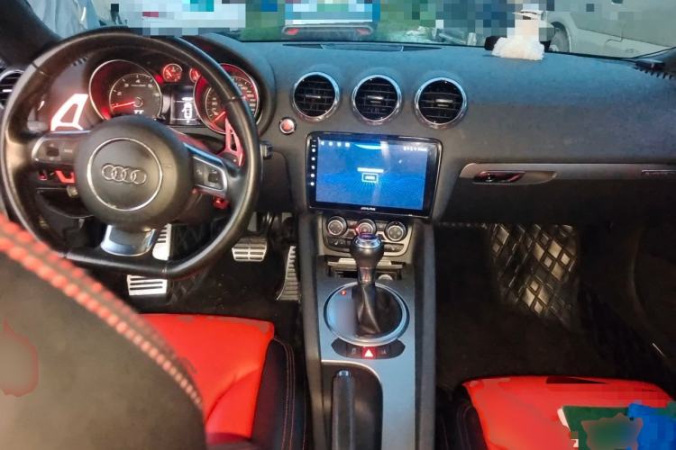 Used Audi TTS 2011 TT Coupe 2.0 TFSI Center Console