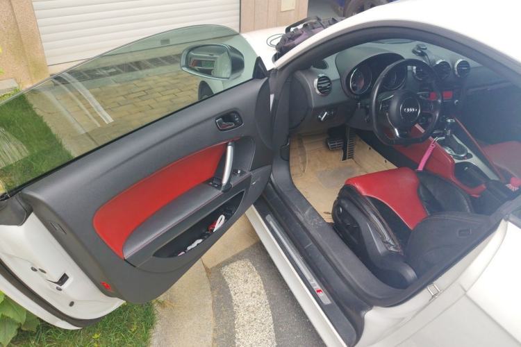 Used Audi TTS 2011 TTS Coupe 2.0TFSI quattro Driver Seat