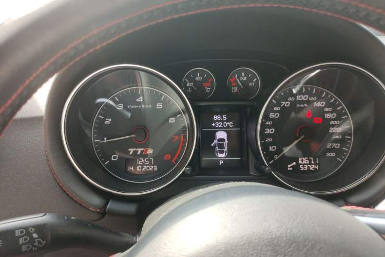 Used Audi TTS 2011 TTS Coupe 2.0TFSI quattro Instrument Cluster
