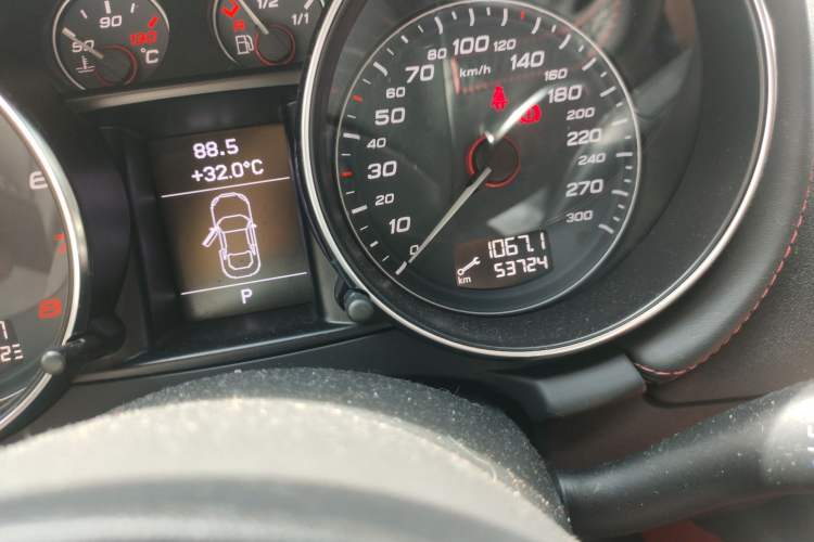 Used Audi TTS 2011 TTS Coupe 2.0TFSI quattro Odometer Close Up