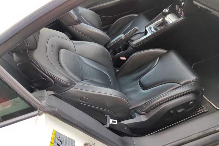 Used Audi TTS 2011 TTS Coupe 2.0TFSI quattro Right Front Seat