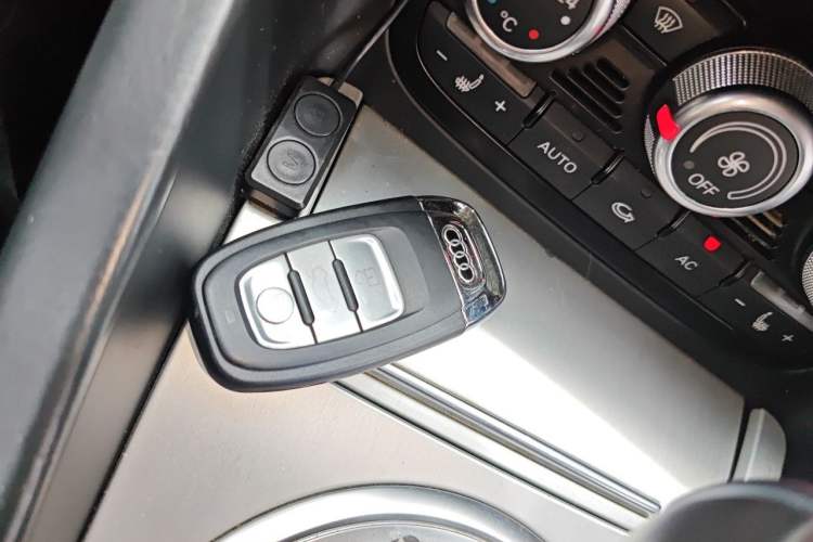 Used Audi TTS 2011 TTS Coupe 2.0TFSI quattro Vehicle Key