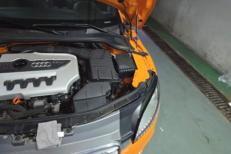 Used Audi TTS 2011 TTS Coupe 2.0TFSI quattro Engine Bay Left