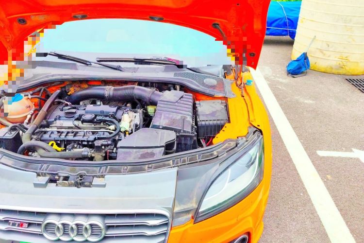 Used Audi TTS 2011 TTS Roadster 2.0TFSI quattro Engine Bay Left