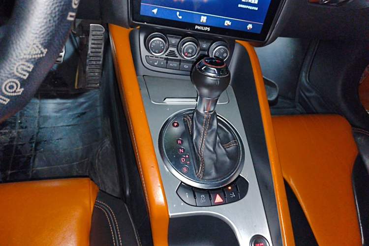 Used Audi TTS 2011 TTS Coupe 2.0TFSI quattro Gear Lever