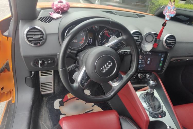 Used Audi TTS 2011 TTS Coupe 2.0TFSI quattro Steering Wheel
