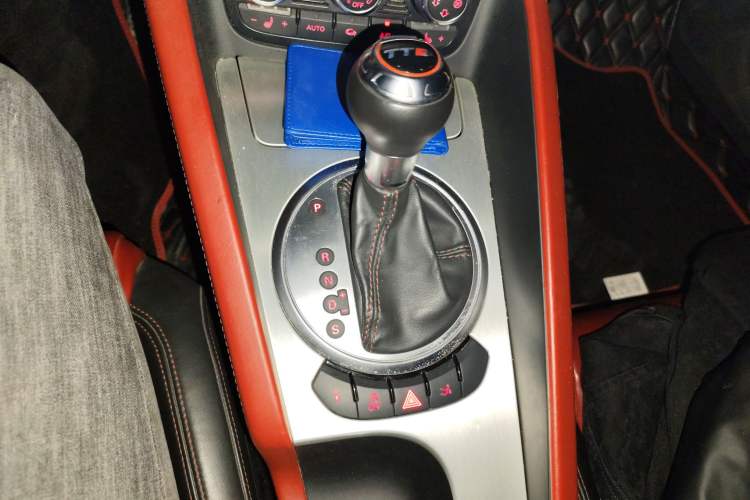 Used Audi TTS 2013 TTS Coupe 2.0TFSI quattro Gear Lever