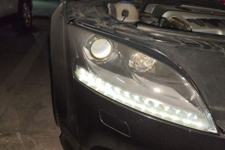 Used Audi TTS 2013 TTS Coupe 2.0TFSI quattro Right Front Headlight