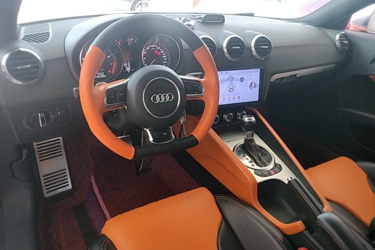 Used Audi TTS 2013 TTS Coupe 2.0TFSI quattro Center Console