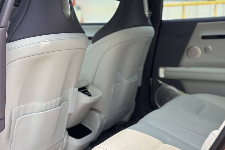 Used Avatr 06 2025 Pro Range-Extended Edition Interior 4