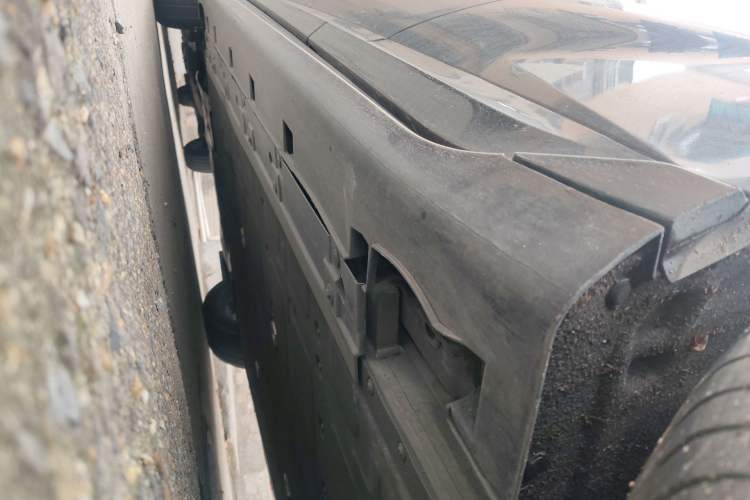 Used Avatr 06 2025 Max All-Electric Version Chassis Rear Left