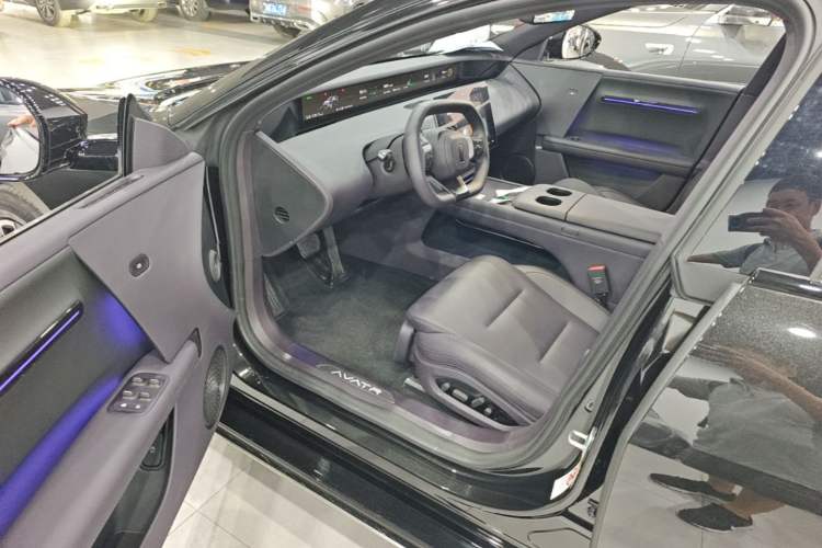 Used Avatr 06 2025 Max Extended-Range Edition Driver Seat