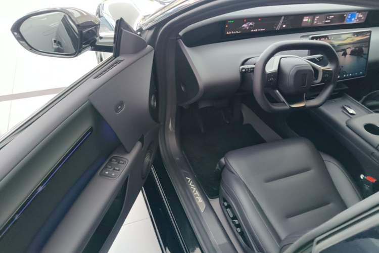 Used Avatr 06 2025 Max Extended-Range Edition Driver Seat