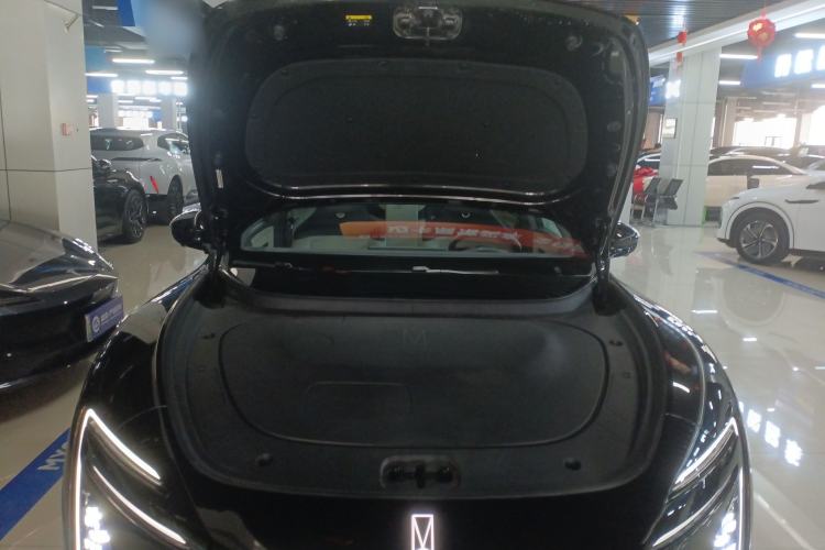 Used Avatr 06 2025 Pro Range-Extended Edition Engine Bay