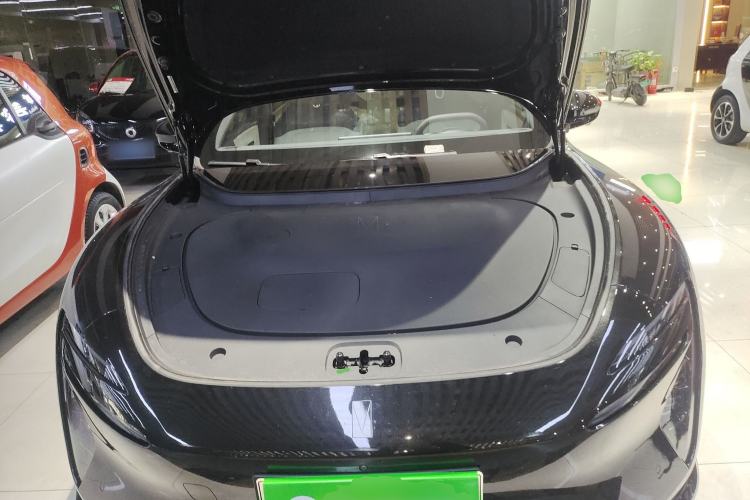 Used Avatr 06 2025 Pro Range-Extended Edition Engine Bay