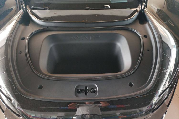 Used Avatr 06 2025 Pro All-Electric Version Engine Bay