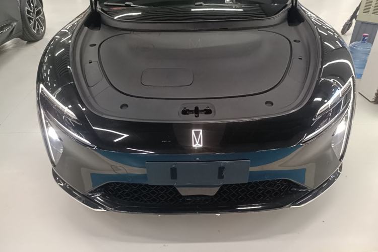 Used Avatr 06 2025 Max Extended-Range Edition Engine Bay