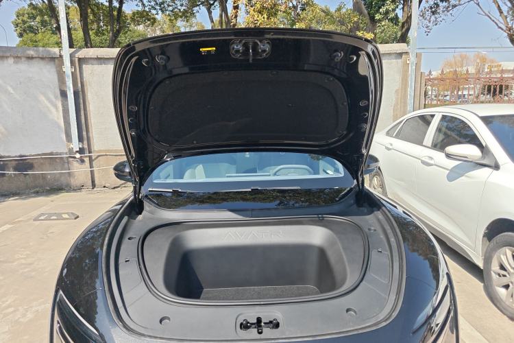 Used Avatr 06 2025 Pro All-Electric Version Engine Bay