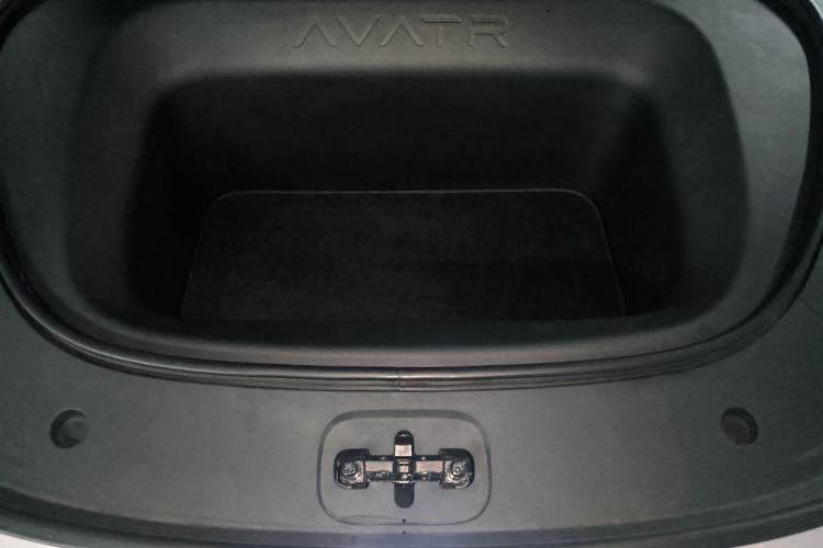 Used Avatr 06 2025 Max All-Electric Version Engine Bay