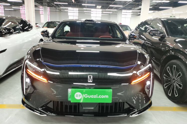 Used Avatr 06 2025 Ultra Pure Electric Edition Exterior 1