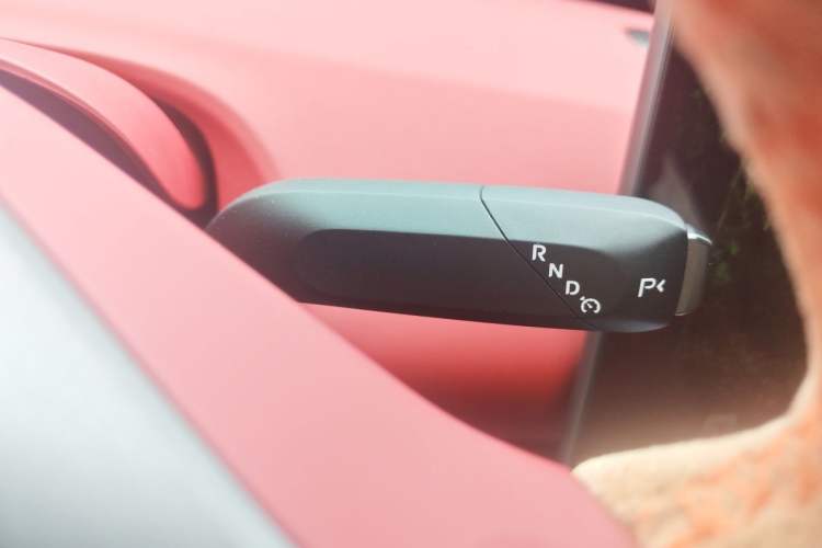 Used Avatr 06 2025 Max Extended-Range Edition Gear Lever
