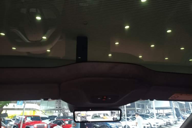 Used Avatr 06 2025 Max Extended-Range Edition Headliner