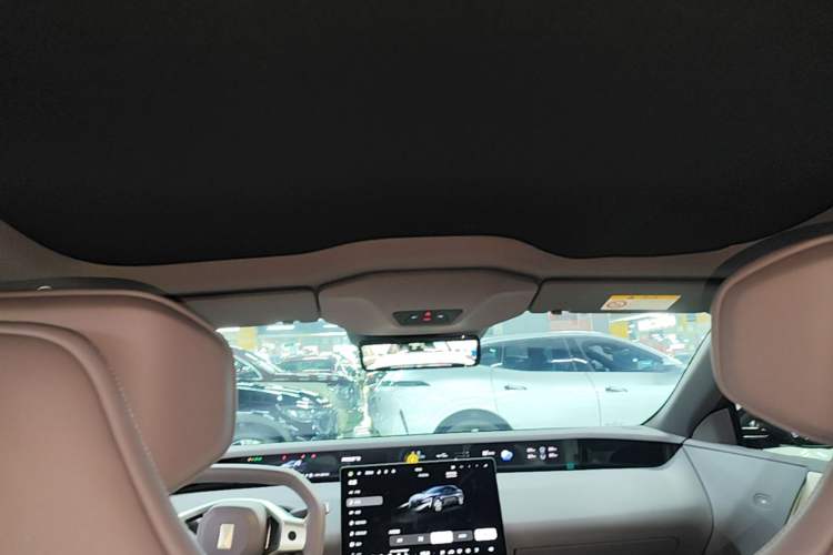 Used Avatr 06 2025 Pro Range-Extended Edition Headliner