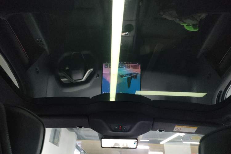 Used Avatr 06 2025 Ultra Pure Electric Edition Headliner